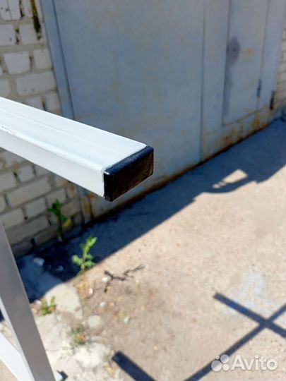 Стойка для хранения колес