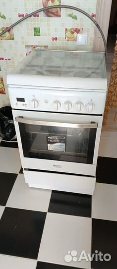 Газовая плита Hotpoint Ariston