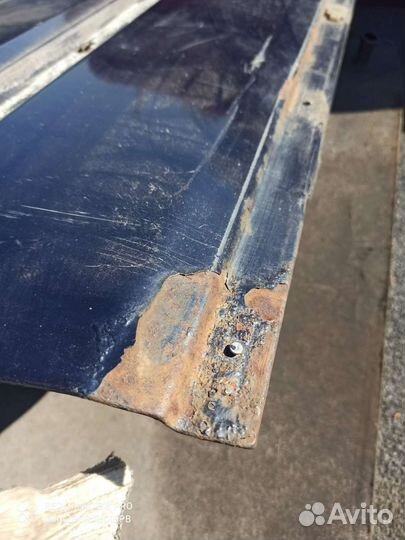 Задняя правая дверь Audi 100c4