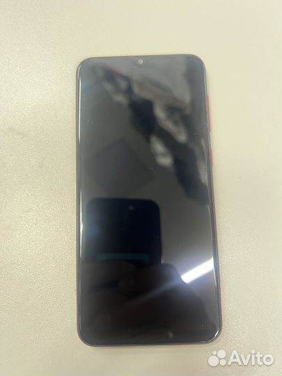 Samsung Galaxy A20, 3/32 ГБ