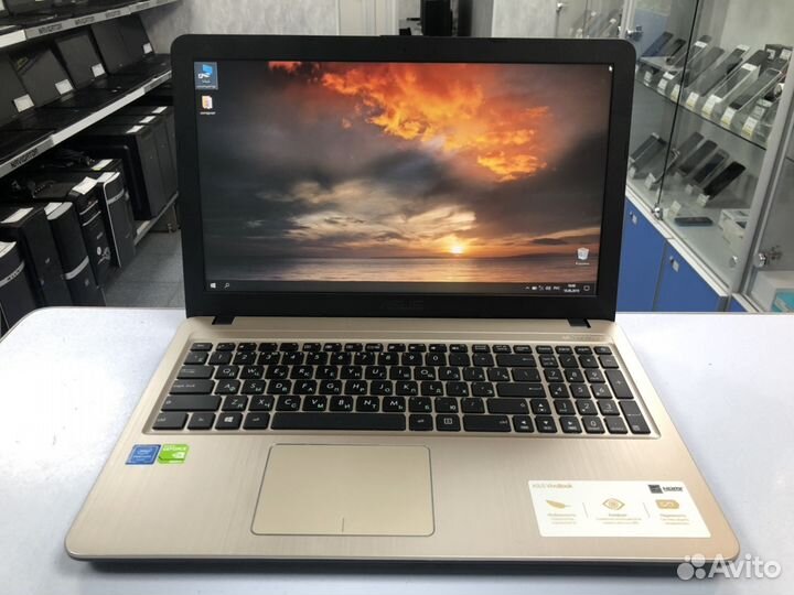 Asus D540 N4200/GF920mx