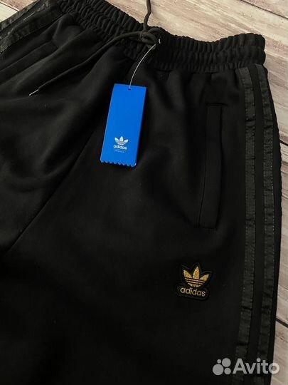 Спортивные брюки Adidas черные мужские