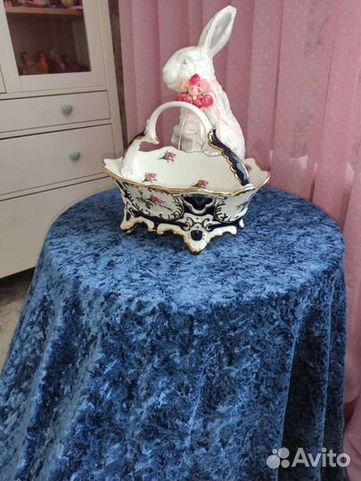 Антикварная вышивка, скатерть