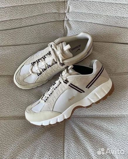 Кроссовки nike женские