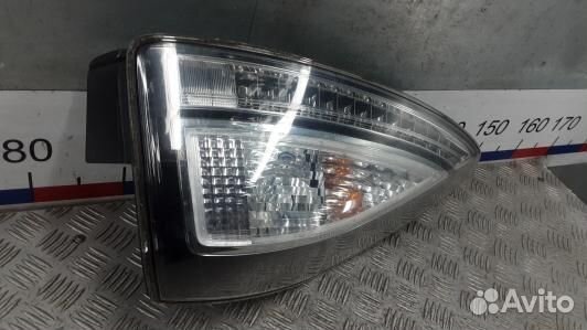 Фонарь задний правый mazda 5 1 (EEA23MY01)