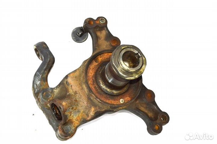 Поворотный кулак переднего моста, правый mercedes