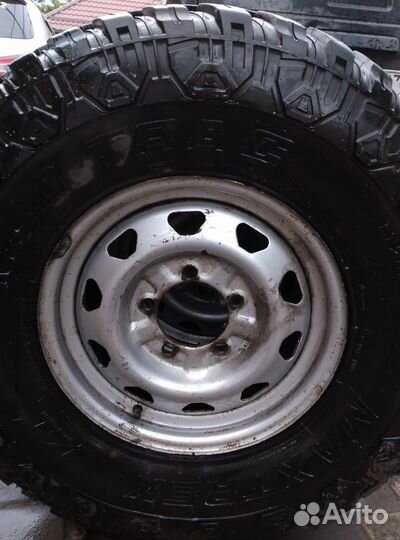 Maxtrek Mud Trac 33/75 R16