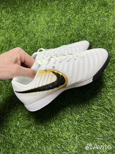 Шиповки nike tiempo