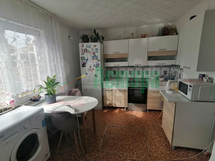 Дом 32,3 м² на участке 10 сот.