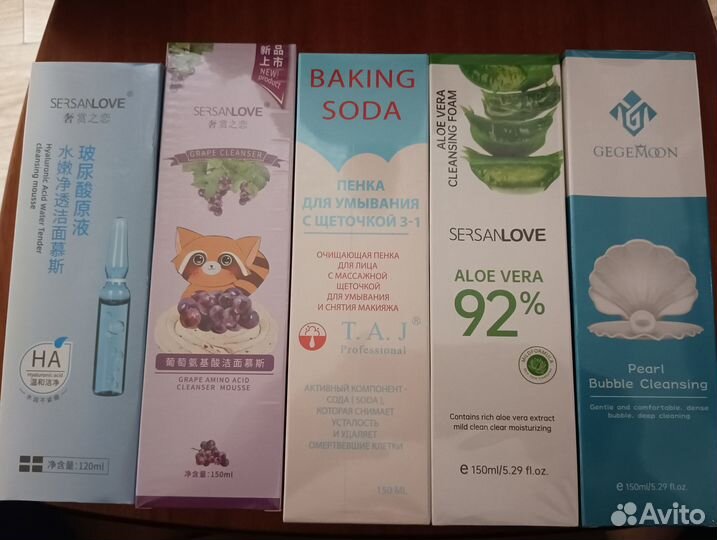 Пенка для умывания с щеточкой в ассортименте