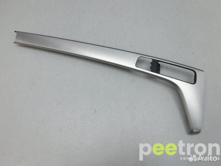 Б/У Б/У Накладка б/у 8W1863969 VAG