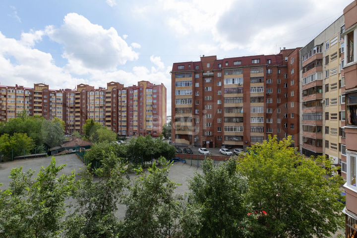 2-к. квартира, 62 м², 4/9 эт.