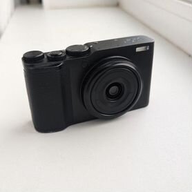 Fujifilm XF10