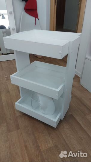 Тележка косметологическая колесики