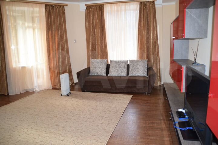 2-к. квартира, 85 м², 5/5 эт.