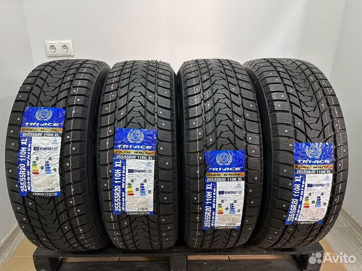 Tri Ace Snow White II 255/55 R20 110H