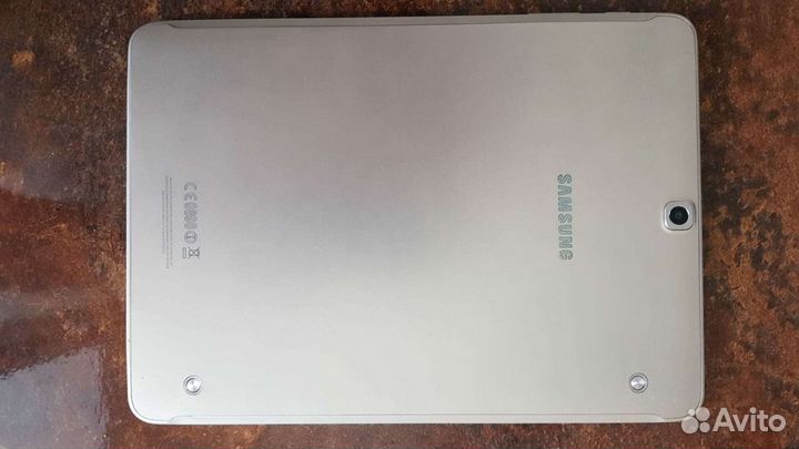 Samsung galaxy TAB S2 SM - 819 gold