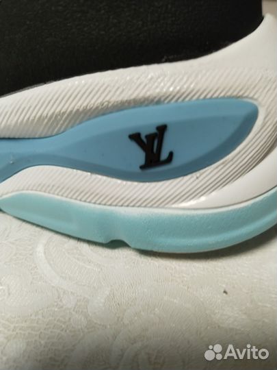 Кроссовки женские 36 размер