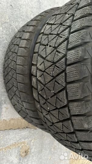 Bridgestone Blizzak DM-V2 265/50 R20