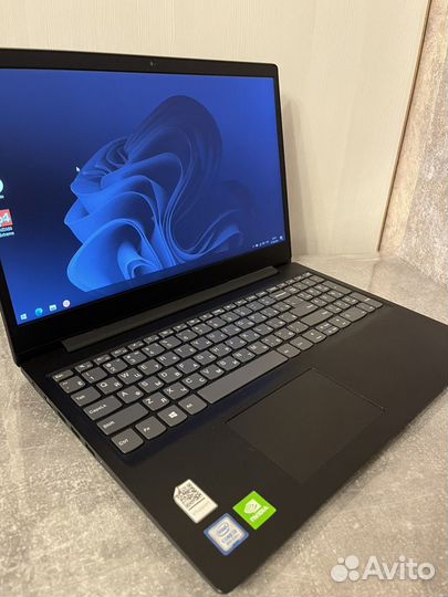 Мощный Lenovo (i3-8145U/8гб/MX110/SSD512)