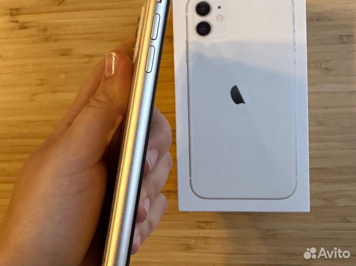 iPhone 11, 128 ГБ