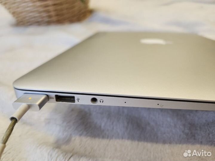 Apple Macbook Air 13 а1466 из США