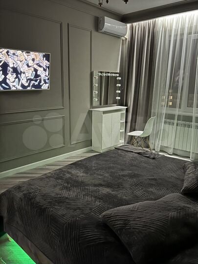 2-к. квартира, 55 м², 15/18 эт.