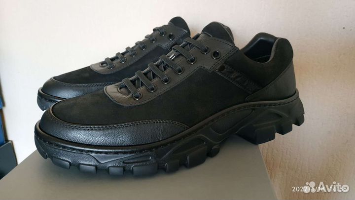 Кроссовки полуботинки Abricot новые натур.кожа р43