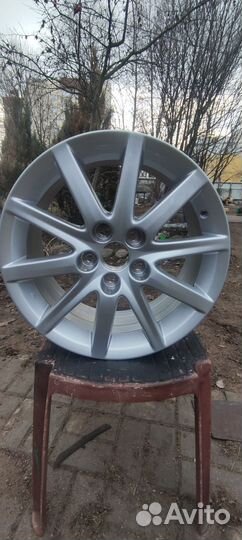 Диск литой 17 toyota Original