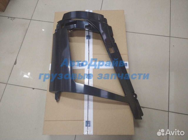 Облицовка фары Вольво fн4 правая 21874457