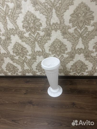 Ваза пластиковая