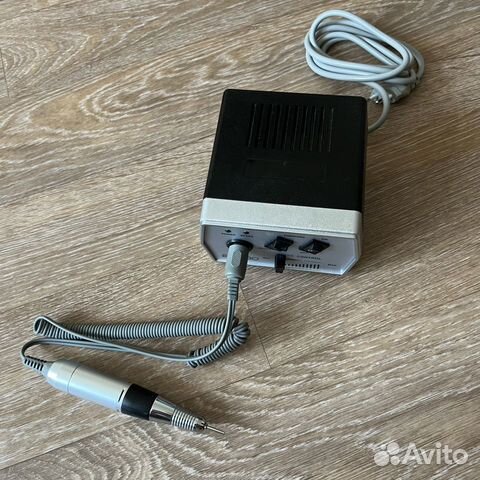 Аппарат для маникюра и педикюра