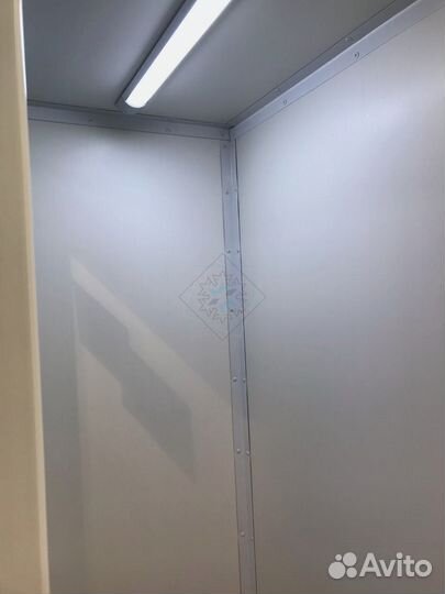 Холодильная камера для цветочного магазина