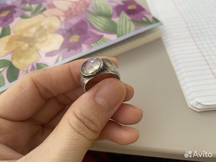 Кольцо с лунным камнем
