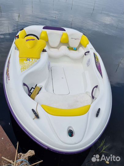 Катер BRP speedster