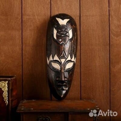 Маска декоративная