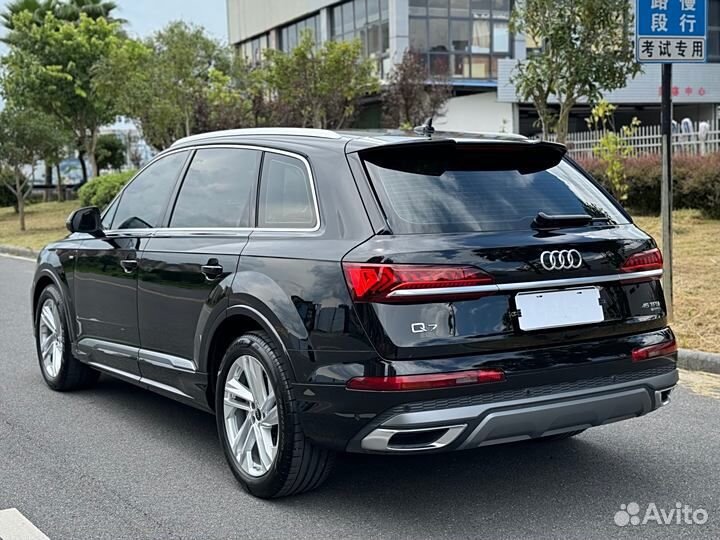 Audi Q7 2.0 AT, 2023, 22 000 км