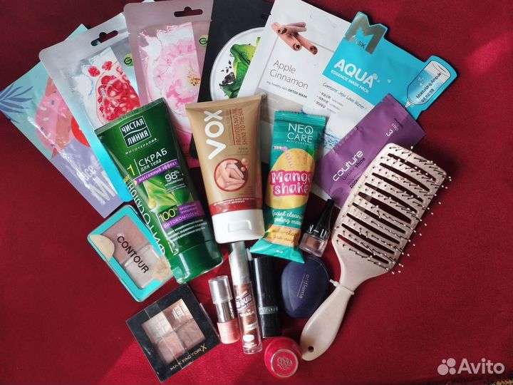 Набор косметики пакетом