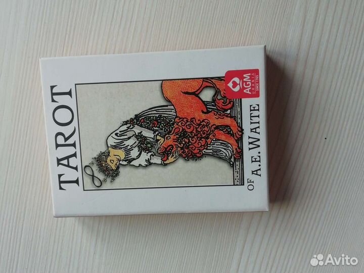 Taro Уэйта мини + книга Мартина Вэлса