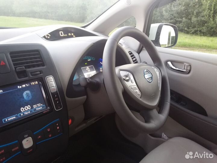 Руль для Ниссан лиф. ZE0, AZE0 2010- 2017 г.в