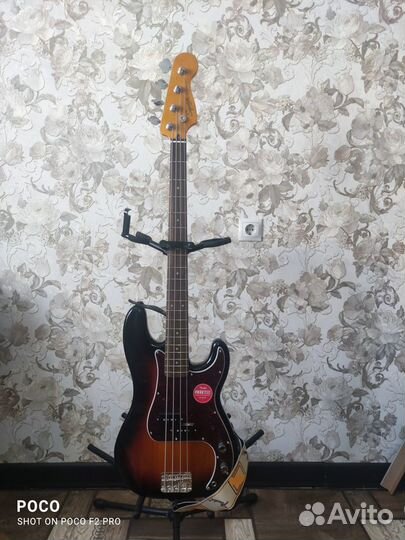 Fender squier Classic Vibe 60s P bass LRL 3-Tone S