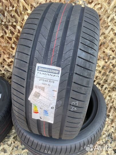 Bridgestone Turanza 6 245/45 R19 и 275/40 R19 102Y