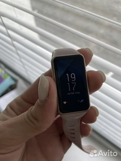 Смарт часы huawei band 6