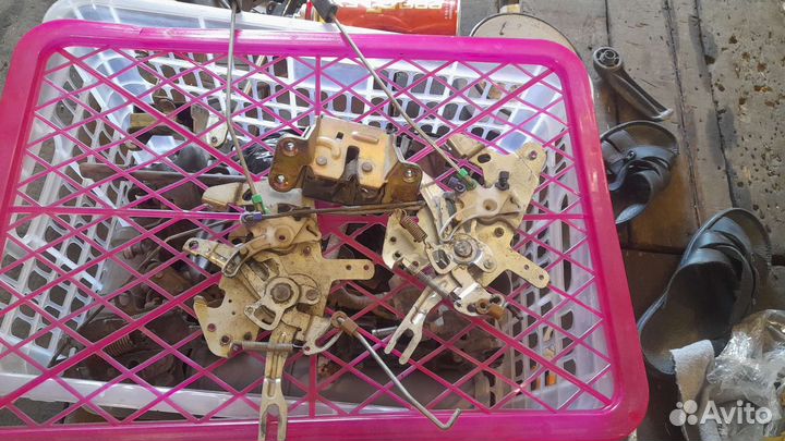 Механизм правой двери Toyota Town ace noah