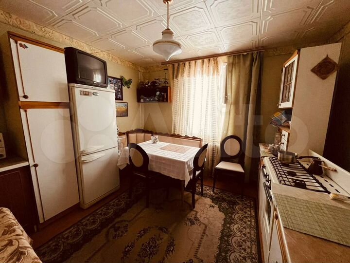 2-к. квартира, 55 м², 1/2 эт.