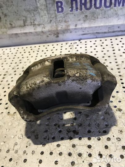 Суппорт тормозной передний правый Renault Symbol