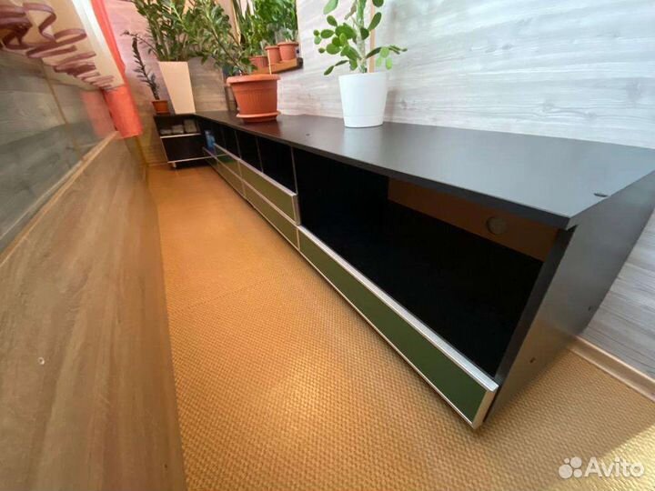 Тумба под телевизор