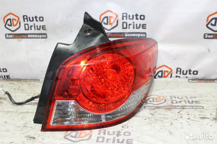 Chevrolet cruze j300 хэтчбек фонарь правый