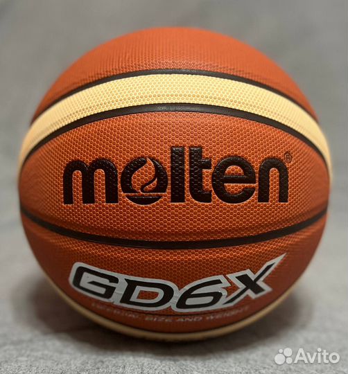 Размер 6. Баскетбольный мяч Molten GD6X. In/Out