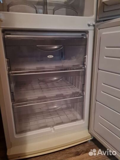 Холодильник